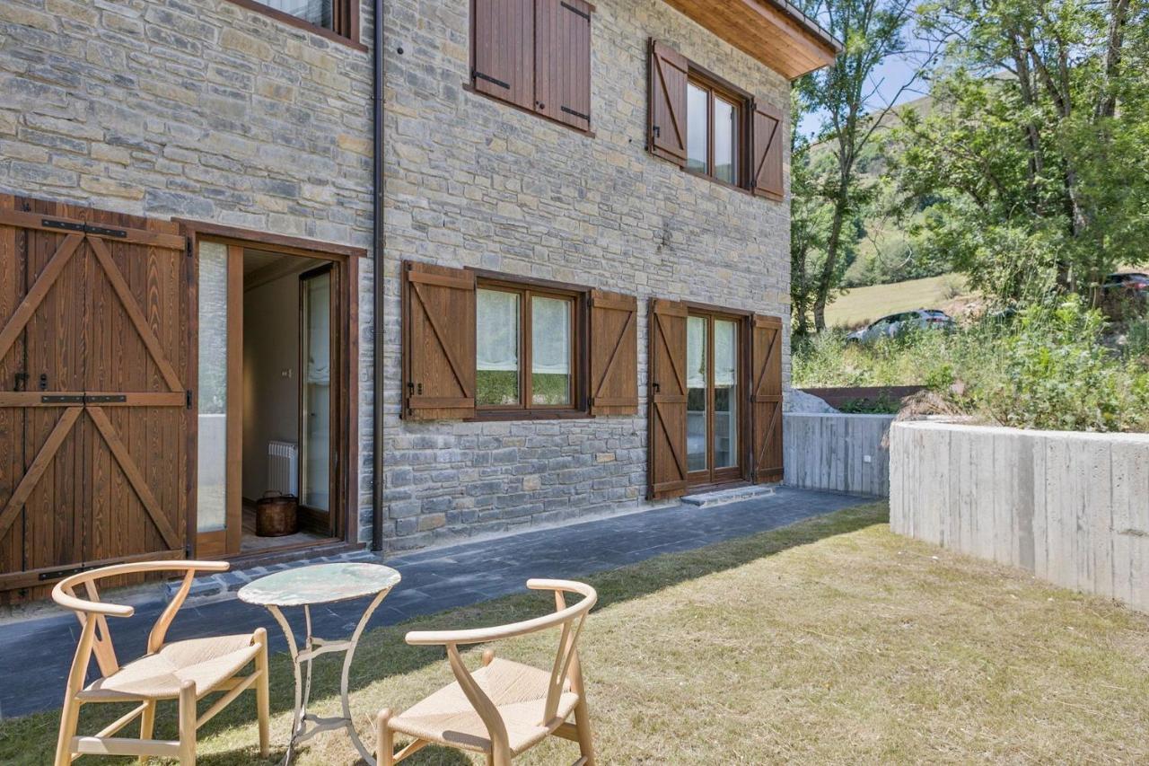 Luderna - Apartamento Con Jardin Bela Βιέλα Εξωτερικό φωτογραφία